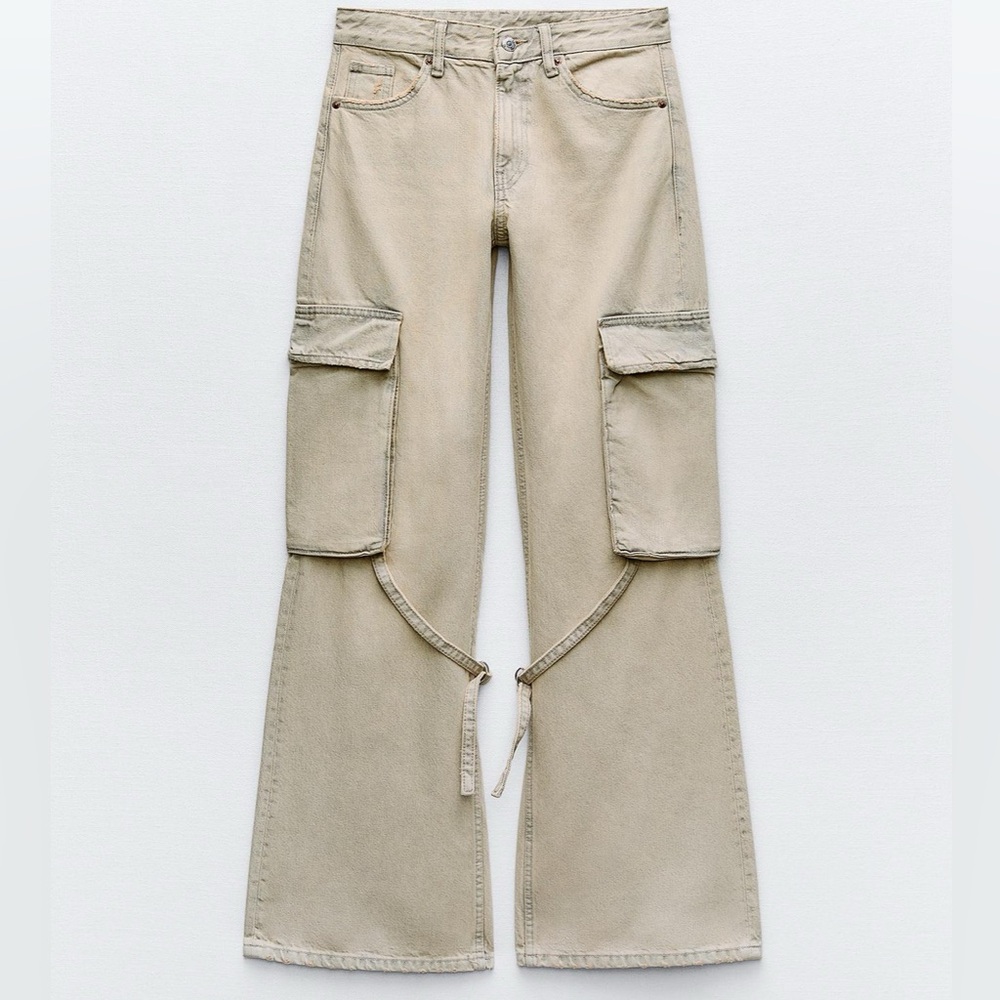 Zara Cargo Midrise TRF Cargo Jeans